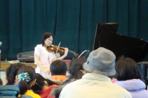 地域の皆さん、熱心に聞いてくださいました。