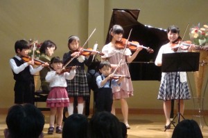 お姉さん二人は楽しそうです